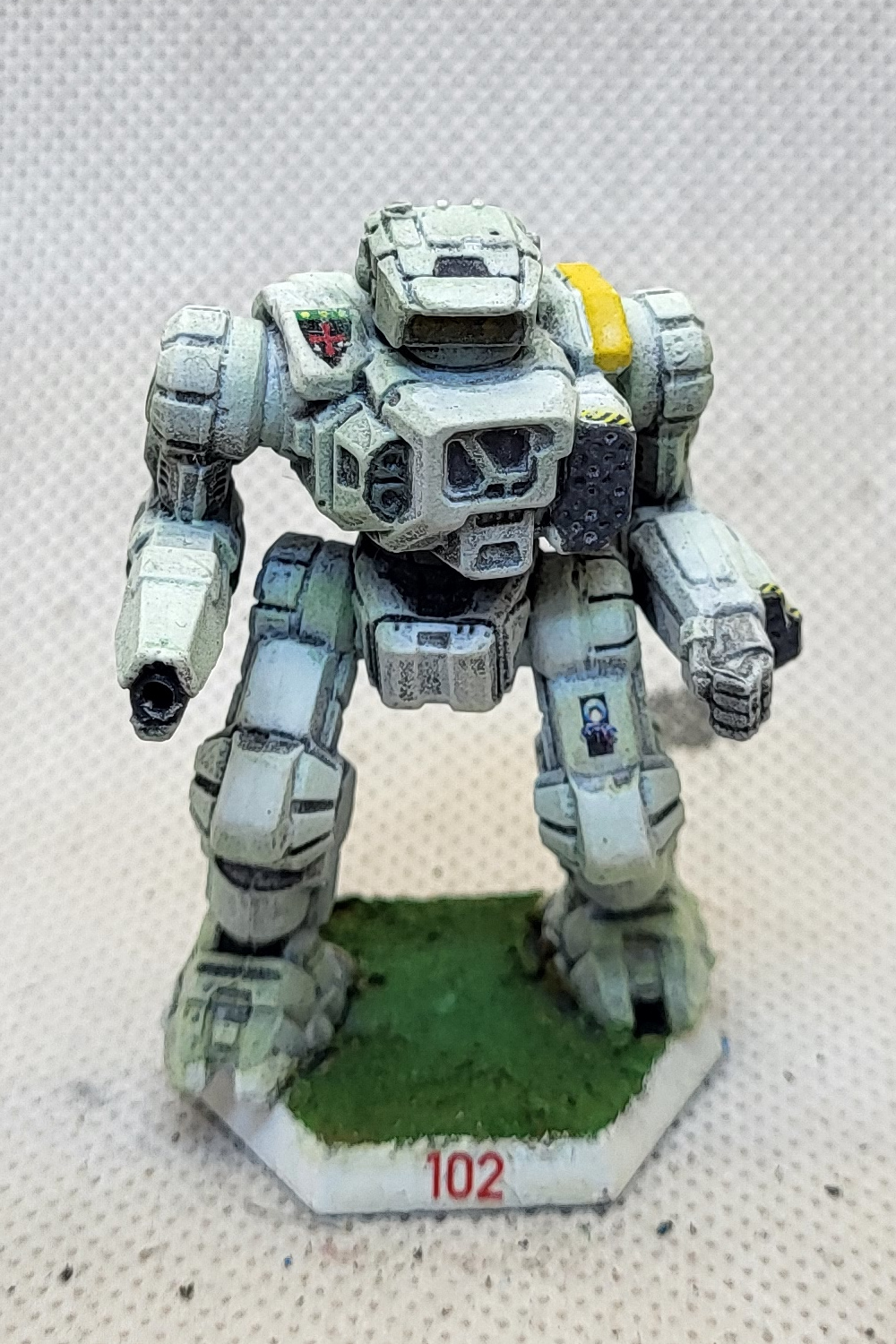 1xx_Highlander_HGN-732