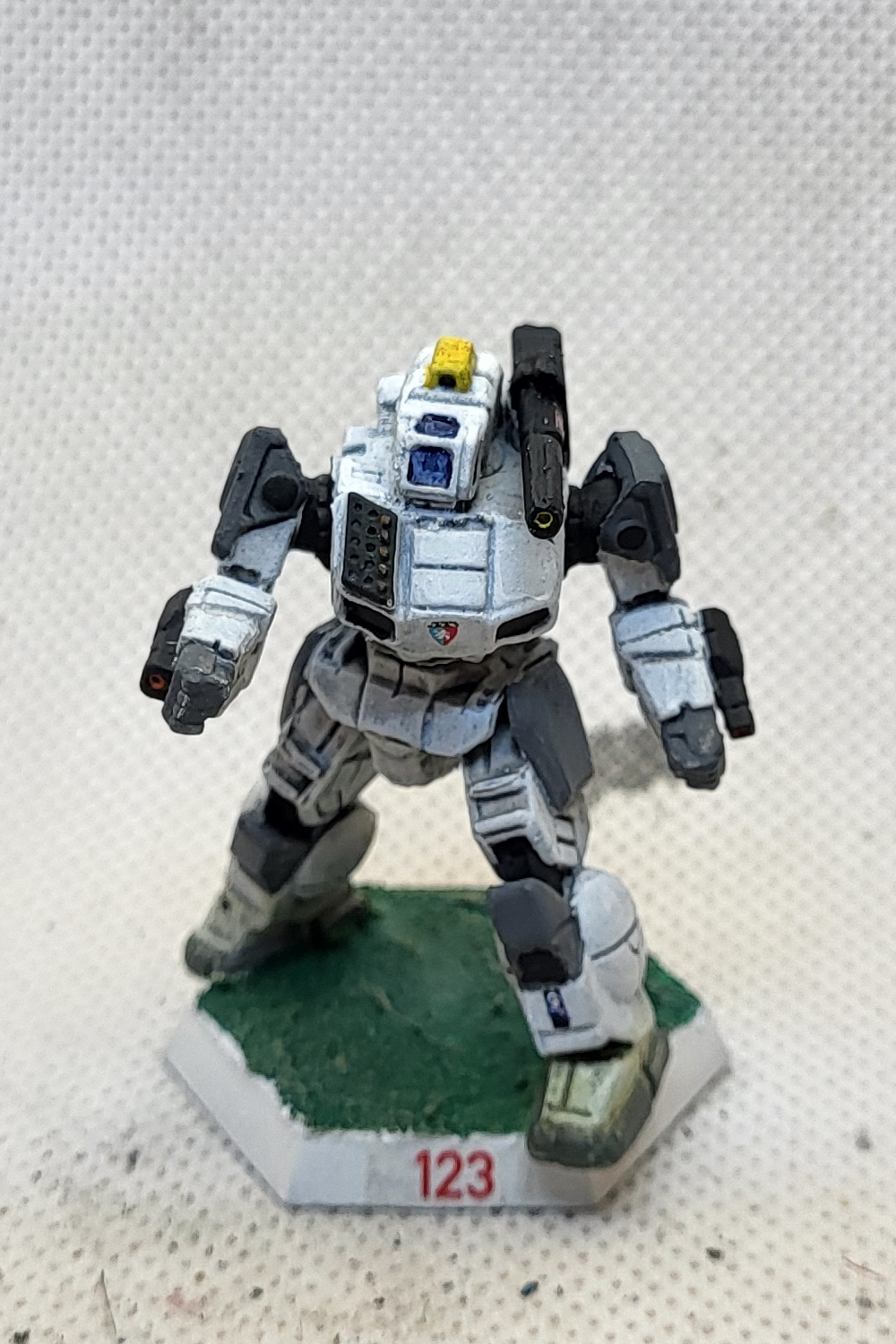 123_Shadow_Hawk_SDH-2Ht